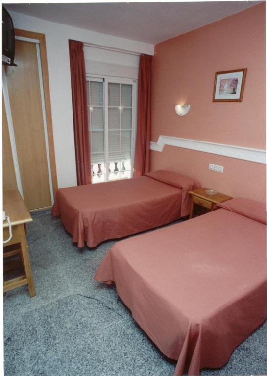 Hostal Mary Tere Salobrena Bagian luar foto