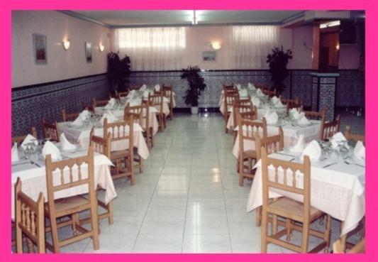Hostal Mary Tere Salobrena Bagian luar foto