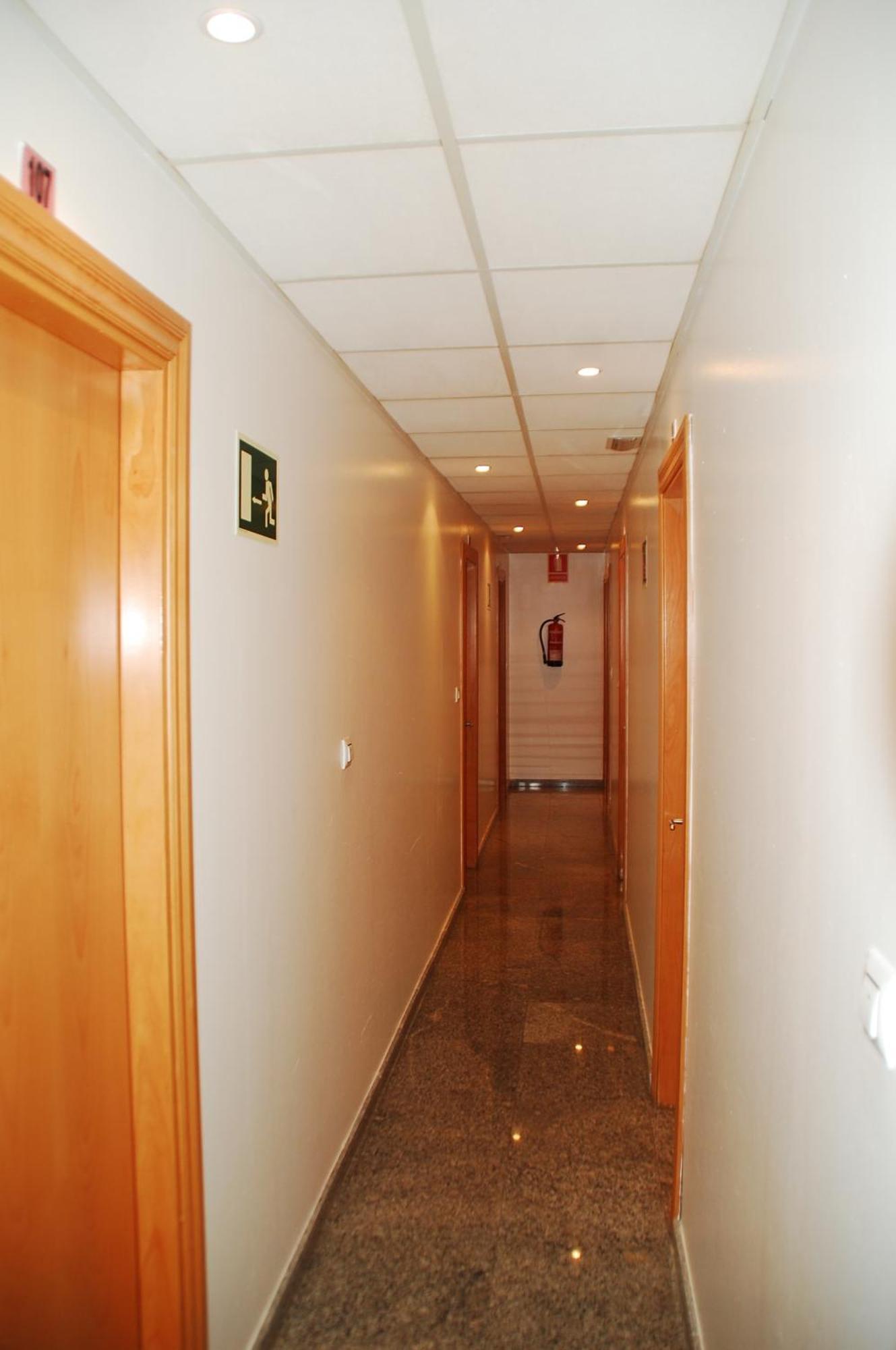 Hostal Mary Tere Salobrena Bagian luar foto