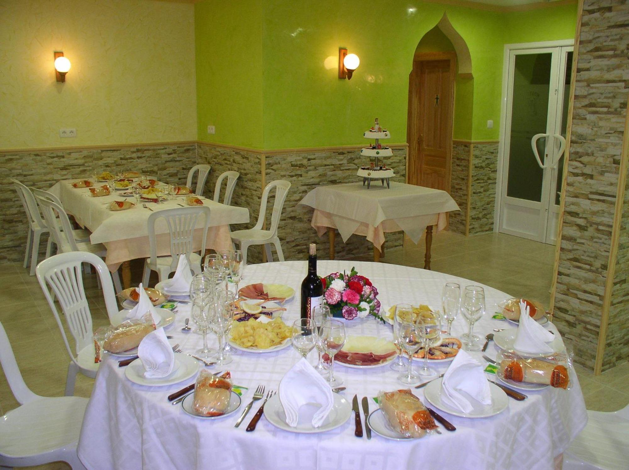 Hostal Mary Tere Salobrena Bagian luar foto