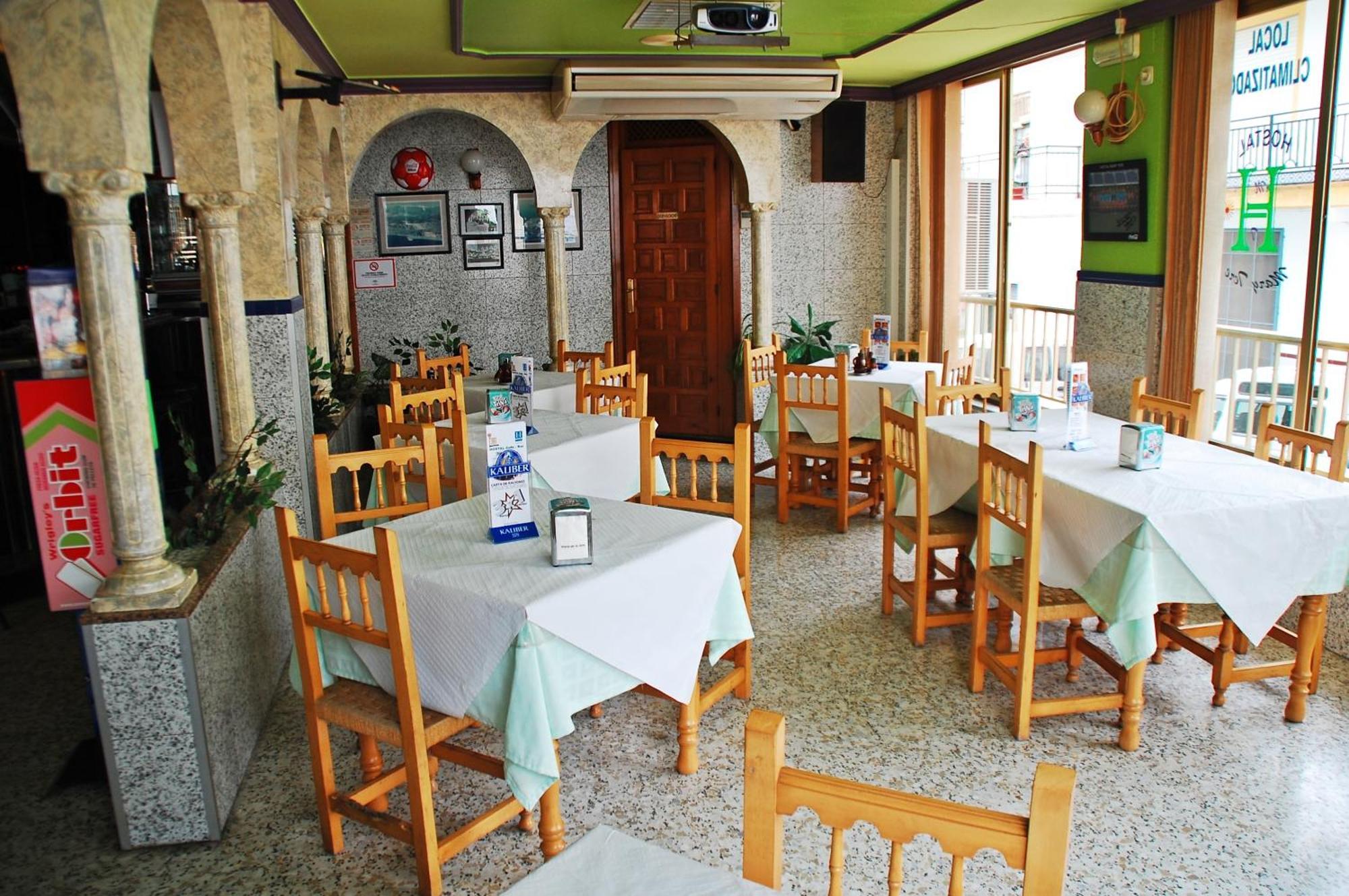 Hostal Mary Tere Salobrena Bagian luar foto